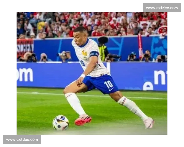 阿隆索力排众议定调点球权，姆巴佩 10 号球衣背后的救赎之战